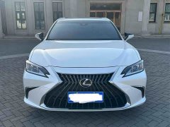 Lexus ES 200 Edition - фото 2