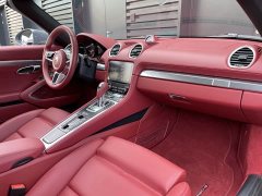 Porsche 718 Boxster 2.0T - фото 12