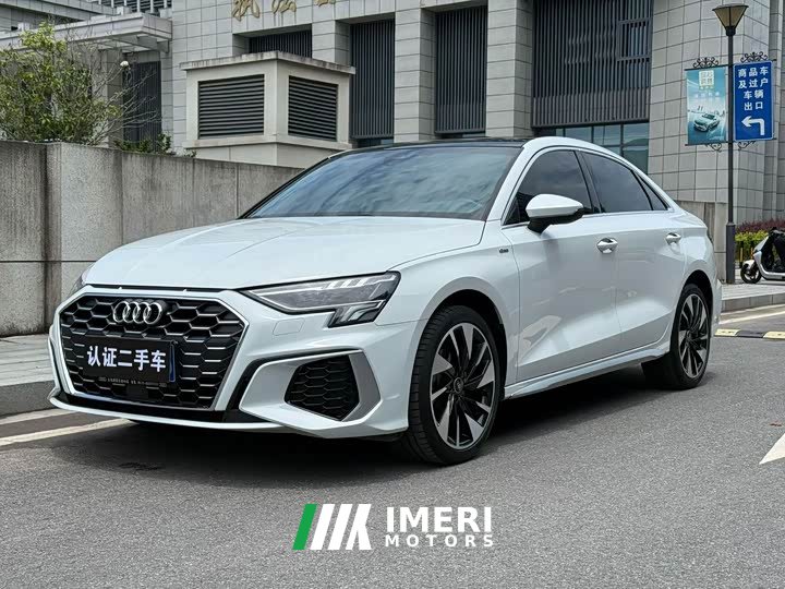 Audi A3 A3L Limousine 35 TFSI Fashionable and Sporty - автомобиль из Китая