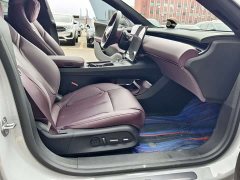 NIO ET5T 75kWh Touring - фото 11