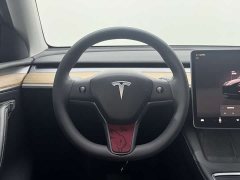 Tesla Model Y rear-wheel drive version - фото 10