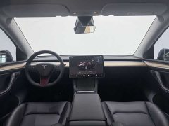 Tesla Model Y rear-wheel drive version - фото 11
