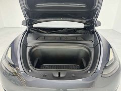 Tesla Model Y rear-wheel drive version - фото 16
