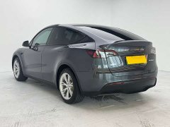 Tesla Model Y rear-wheel drive version - фото 6