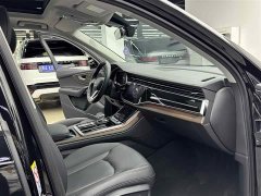 Audi Q7 55 TFSI quattro S line sports - фото 8
