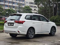 2.0L 2WD Edition 5 - фото 4
