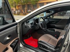 Lexus ES 2022 200 Excellence Edition - фото 6