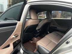 Lexus ES 2022 200 Excellence Edition - фото 7