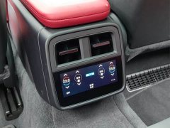 Porsche Taycan 4S - фото 11