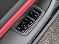 Porsche Taycan 4S - фото 13
