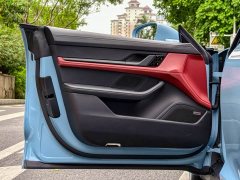 Porsche Taycan 4S - фото 14