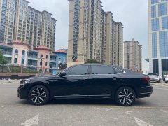 Volkswagen Passat 330TSI Starry Sky Deluxe Edition - фото 3