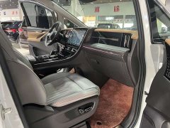 Trumpchi M8 2024 Master Series 400T Supreme Edition - фото 17
