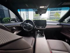 Lexus ES 300h Luxury Edition - фото 4
