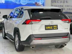 Toyota RAV4 Rongfang 2.0L CVT 2WD Fashion Plus Edition - фото 9