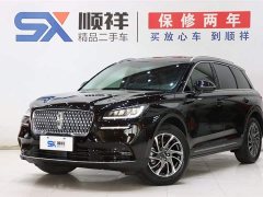 Lexus Corsair 2.0T FWD Essence - фото 1