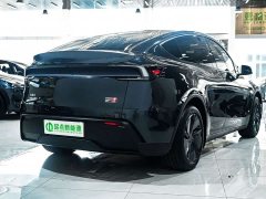 Tesla Model Y Rear-Wheel Drive Launch Edition - фото 3