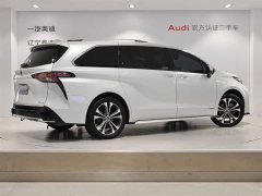 Toyota Granvia 2.5L Hybrid Executive PLUS Edition - фото 4