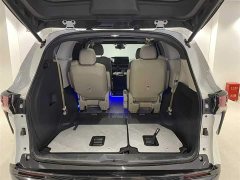 Toyota Granvia 2.5L Hybrid Executive PLUS Edition - фото 6