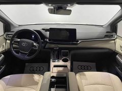 Toyota Granvia 2.5L Hybrid Executive PLUS Edition - фото 7