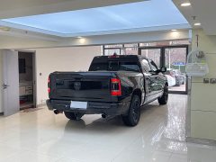 RAM Trucks 5.7L - фото 6
