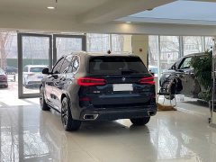 BMW X5 2022 xDrive 30Li M Sport Luxury Package - фото 4