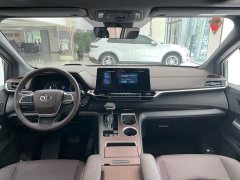 2.5LPHEV PremiumPLUSAWD Edition - фото 17