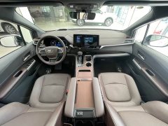 2.5LPHEV PremiumPLUSAWD Edition - фото 19