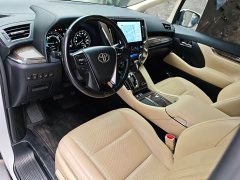 Toyota Alphard Hybrid 2.5L Executive Edition - фото 4