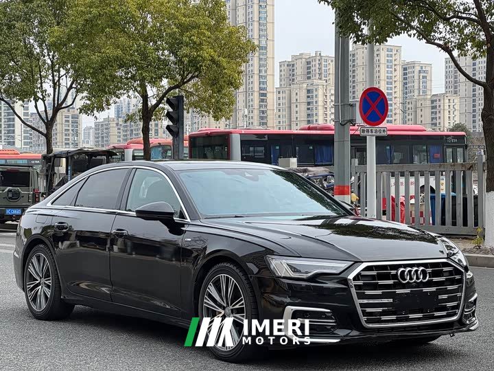 Audi A6L 45 TFSI Dynamic Selection - автомобиль из Китая