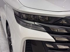 Vellfire Wilfa Crown Dual Engine 2.5L Extreme Edition - фото 4