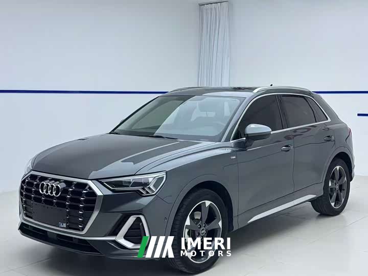 Audi Q3 35 TFSI Stylish Dynamic - автомобиль из Китая