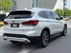 BMW X1 facelift sDrive25Li leading - фото 15