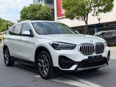 BMW X1 facelift sDrive25Li leading - фото 3