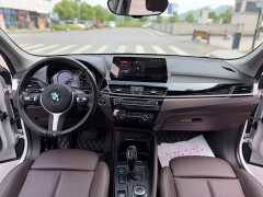 BMW X1 facelift sDrive25Li leading - фото 6
