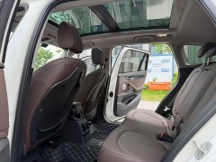 BMW X1 facelift sDrive25Li leading - фото 8