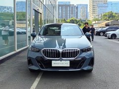 BMW 5 Series (Imported) 2024 525i M Sports Package - фото 3