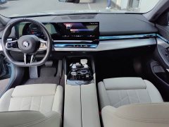 BMW 5 Series (Imported) 2024 525i M Sports Package - фото 6