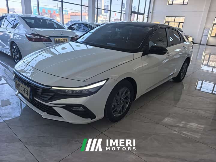 Mercedes-Benz 1.5L CVT GLX Edition - автомобиль из Китая