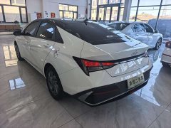 Mercedes-Benz 1.5L CVT GLX Edition - фото 12