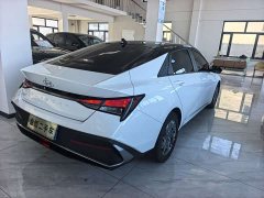 Mercedes-Benz 1.5L CVT GLX Edition - фото 13