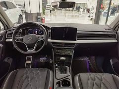 Volkswagen Tiguan L 330TSI automatic two-wheel drive R-Line version - фото 12