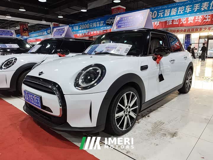 MINI 1.5T COOPER Edition - автомобиль из Китая