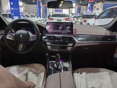 BMW 5 Series 2022 facelift 2 525Li M sports package - фото 5