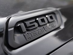 RAM Trucks 5.7L - фото 18