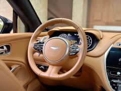 Aston Martin DBX 4.0T V8 - фото 16