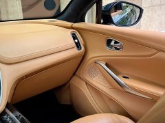 Aston Martin DBX 4.0T V8 - фото 18