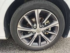 Geely Emgrand 4th Generation 1.5L CVT Flagship Edition - фото 13