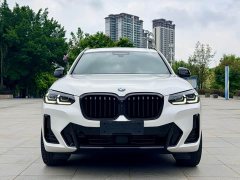 BMW X3 xDrive30i Deluxe Version M - фото 4