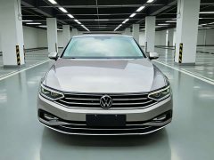 Volkswagen Magotan 330TSI DSG 30th Anniversary Edition - фото 2